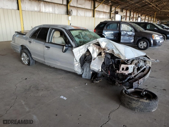 2007 Ford Crown Victoria LX with VIN 2FAHP74V27X103368, listed as a Copart auction lot 75560064 with 0 mi miles and Salvage Title. Bid and sale history available at carsss.com. Image 4.