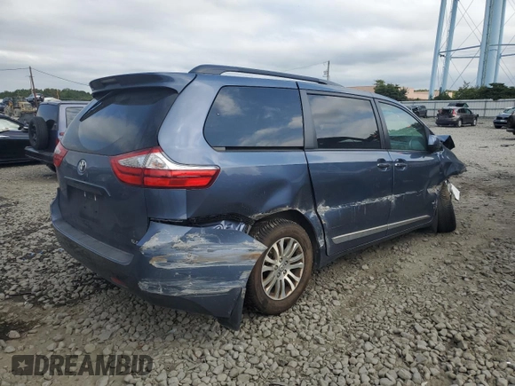 2017 Toyota Sienna XLE Auto Access Seat with VIN 5TDYZ3DCXHS825115, listed as a Copart auction lot 70457474 with Not provided miles and Salvage title. Bid and sale history available at DreamBid. Image 3.