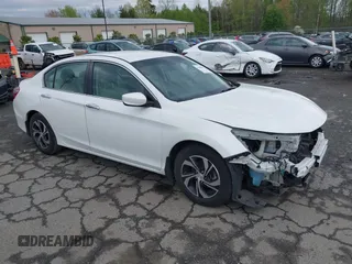 2017 Honda Accord LX with VIN 1HGCR2F30HA276587, listed as a IAAI auction lot 41984875 with 132,698 mi miles. Bid and sale history available at carsss.com. Image 1.