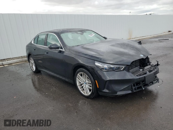2024 BMW 5 Series 530i with VIN WBA43FJ02RCR67289, listed as a Copart auction lot 80163134 with 13,839 mi miles and Clean Title. Bid and sale history available at carsss.com. Image 4.