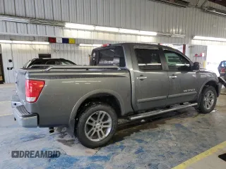 2015 Nissan Titan SL с VIN 1N6BA0EC9FN508811, выставлен на аукционе Copart как лот 45810395 с пробегом 117 333 миль миль и Списание • Salvage title. История ставок и продаж доступна на DreamBid. Изображение 3.