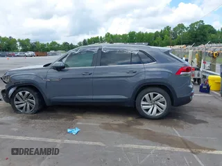 2020 Volkswagen Atlas с VIN 1V2YC2CA4LC215683, выставлен на аукционе IAAI как лот 42235522 с пробегом 53 189 миль миль и . История ставок и продаж доступна на DreamBid. Изображение 13.