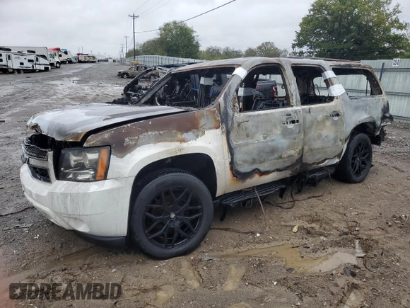 2013 Chevrolet Suburban LTZ with VIN 1GNSCKE03DR144851, listed as a Copart auction lot 72780854 with 0 mi miles and Salvage Title. Bid and sale history available at carsss.com. Image 1.