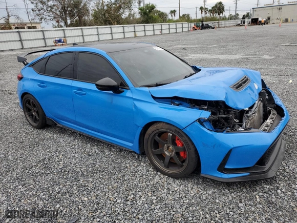 2023 Honda Civic Type R with VIN JHMFL5G45PX000552, listed as a Copart auction lot 81809604 with NaN miles and Salvage Title. Bid and sale history available at carsss.com. Image 4.