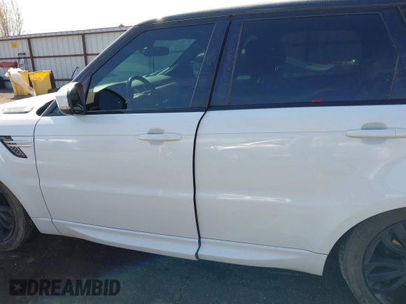 2015 Land Rover Range Rover Sport HSE with VIN SALWR2VF4FA624677, listed as a IAAI auction lot 42041223 with 59,360 mi miles and . Bid and sale history available at DreamBid. Image 15.