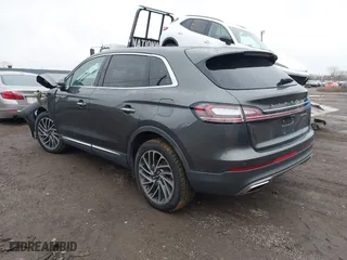 2019 Lincoln Nautilus Reserve with VIN 2LMPJ8L93KBL42922, listed as a IAAI auction lot 41202130 with 45,883 mi miles. Bid and sale history available at carsss.com. Image 3.