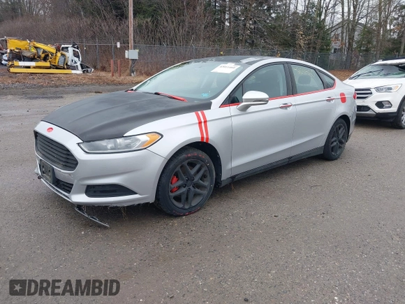 2014 Ford Fusion SE with VIN 1FA6P0HD4E5352723, listed as a IAAI auction lot 42011460 with 118,561 mi miles. Bid and sale history available at carsss.com. Image 2.