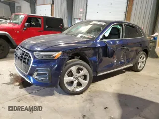 2021 Audi Q5 Premium Plus with VIN WA1BAAFY7M2030867, listed as a Copart auction lot 63416674 with 32,843 mi miles and Salvage Title. Bid and sale history available at carsss.com. Image 1.