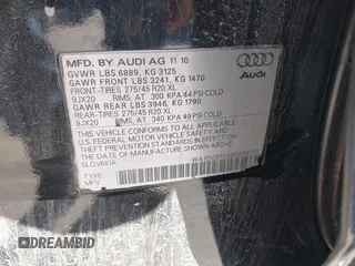 2011 Audi Q7 3.0T S line Prestige with VIN WA1DGBFE8BD005173, listed as a IAAI auction lot 41270572 with 104,732 mi miles. Bid and sale history available at carsss.com. Image 9.