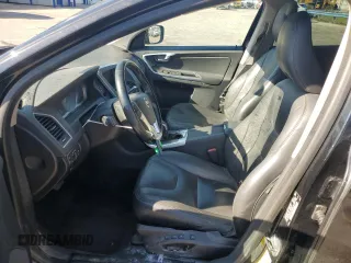 2015 Volvo XC60 T5 Drive-E Premier with VIN YV426MDB2F2591145, listed as a Copart auction lot 49221635 with 164,279 mi miles and Salvage title. Bid and sale history available at DreamBid. Image 7.