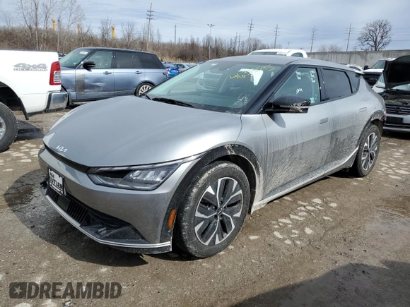 2023 Kia EV6 Wind z VIN KNDC34LA1P5127739, wystawiony jako Copart lot #46373545 z przebiegiem 11 806 mil mil oraz Szkoda całkowita • Salvage title. Historia ofert i sprzedaży dostępna na DreamBid. Obrazek 1.