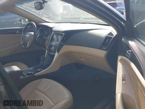 2011 Hyundai Sonata Limited with VIN 5NPEC4AB0BH234777, listed as a IAAI auction lot 40724002 with 146,903 mi miles and . Bid and sale history available at carsss.com. Image 5.