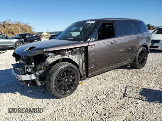2024 Land Rover Range Rover SE z VIN SALKPBFU2RA213736, wystawiony jako Copart lot #81138104 z przebiegiem 5 250 mil mil oraz Szkoda całkowita • Salvage title. Historia ofert i sprzedaży dostępna na DreamBid. Obrazek 1.