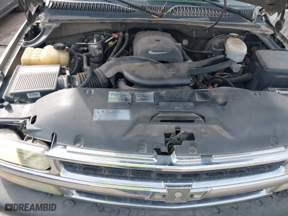 2003 Chevrolet Tahoe LS with VIN 1GNEC13V03R272663, listed as a IAAI auction lot 41933407 with 245,113 mi miles. Bid and sale history available at carsss.com. Image 10.