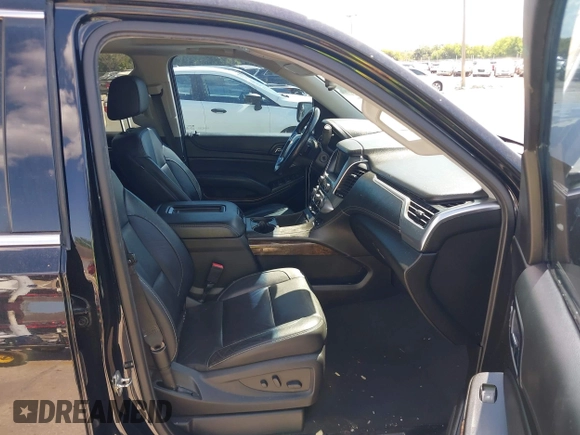 2019 Chevrolet Tahoe LT z VIN 1GNSKBKC1KR200476, wystawiony jako IAAI lot #41897702 z przebiegiem 136 432 mil mil oraz . Historia ofert i sprzedaży dostępna na DreamBid. Obrazek 5.