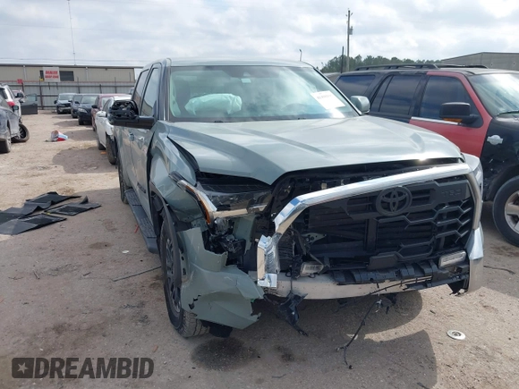 2022 Toyota Tundra 2WD SR5 with VIN 5TFLA5AB5NX006754, listed as a IAAI auction lot 41498895 with 50,042 mi miles. Bid and sale history available at carsss.com. Image 1.