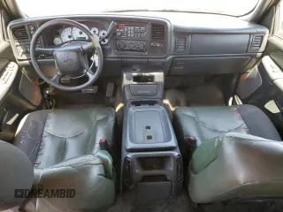 2002 Chevrolet Avalanche z VIN 3GNEK13T72G223136, wystawiony jako Copart lot #58119825 z przebiegiem 382 148 mil mil oraz Szkoda całkowita • Salvage title. Historia ofert i sprzedaży dostępna na DreamBid. Obrazek 8.