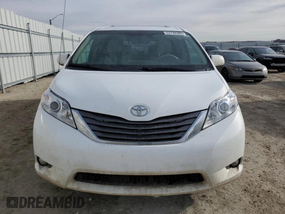 2014 Toyota Sienna Ltd with VIN 5TDDK3DC2ES073974, listed as a Copart auction lot 53738385 with 156,738 mi miles and Clean Title. Bid and sale history available at carsss.com. Image 5.
