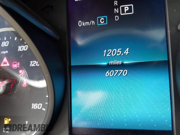 2019 Mercedes-Benz C 300 z VIN 55SWF8DB6KU315584, wystawiony jako IAAI lot #42114660 z przebiegiem 60 770 mil mil oraz . Historia ofert i sprzedaży dostępna na DreamBid. Obrazek 16.