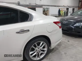 2011 Nissan Maxima 3.5 SV with VIN 1N4AA5AP1BC802204, listed as a IAAI auction lot 42016069 with 99,826 mi miles. Bid and sale history available at carsss.com. Image 15.