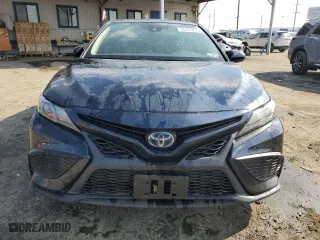 2021 Toyota Camry Hybrid SE with VIN 4T1G31AK5MU565303, listed as a Copart auction lot 42461015 with 43,802 mi miles and Salvage Title. Bid and sale history available at carsss.com. Image 5.