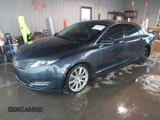 2014 Lincoln MKZ with VIN 3LN6L2J90ER812203, listed as a IAAI auction lot 42078804 with 139,238 mi miles. Bid and sale history available at carsss.com. Image 2.