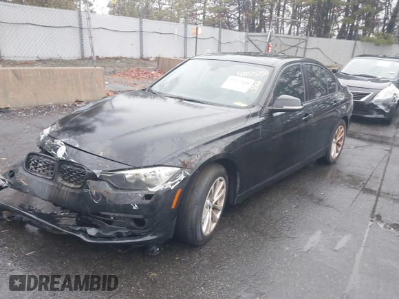 2016 BMW 3 Series 320i xDrive z VIN WBA8E5G50GNT40245, wystawiony jako IAAI lot #41075750 z przebiegiem 82 143 mil mil oraz . Historia ofert i sprzedaży dostępna na DreamBid. Obrazek 18.