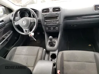 2014 Volkswagen Jetta S with VIN 3VWKP7AJ7EM625775, listed as a Copart auction lot 72541654 with 153,584 mi miles and Salvage title. Bid and sale history available at DreamBid. Image 8.