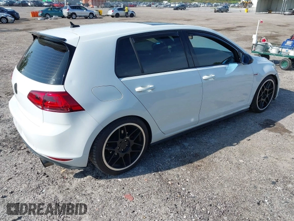 2015 Volkswagen Golf GTI SE with VIN 3VW5T7AU9FM003358, listed as a IAAI auction lot 41933772 with 99,303 mi miles. Bid and sale history available at carsss.com. Image 4.