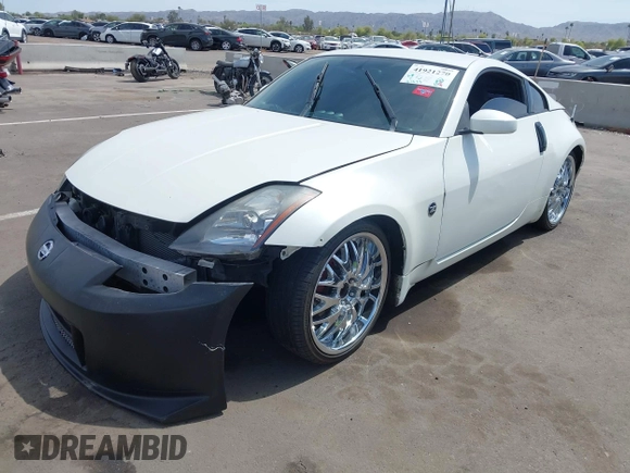 2004 Nissan 350Z Touring with VIN JN1AZ34D14M102966, listed as a IAAI auction lot 41921270 with 182,633 mi miles. Bid and sale history available at carsss.com. Image 2.