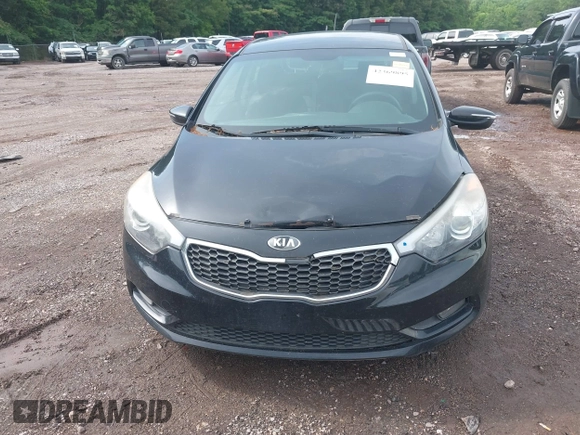 2016 Kia Forte LX z VIN KNAFK5A8XG5599229, wystawiony jako IAAI lot #42369895 z przebiegiem 105 214 mil mil oraz . Historia ofert i sprzedaży dostępna na DreamBid. Obrazek 6.