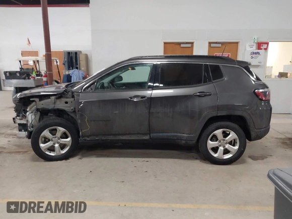 2018 Jeep Compass Latitude z VIN 3C4NJDBB8JT202632, wystawiony jako IAAI lot #41650505 z przebiegiem 118 777 mil mil oraz . Historia ofert i sprzedaży dostępna na DreamBid. Obrazek 15.