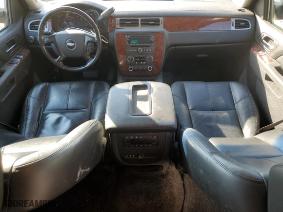 2010 Chevrolet Suburban LT with VIN 1GNUKJE31AR130863, listed as a Copart auction lot 42419415 with 310,033 mi miles and Clean Title. Bid and sale history available at carsss.com. Image 8.