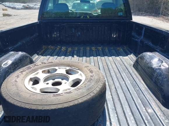 2002 Chevrolet Silverado 1500 Commercial with VIN 1GCEC14W72Z175006, listed as a IAAI auction lot 42277369 with 102,125 mi miles and . Bid and sale history available at DreamBid. Image 8.