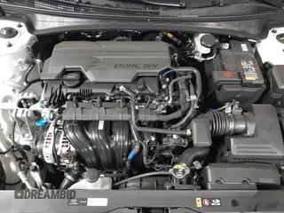 2025 Hyundai Elantra SEL Convenience z VIN KMHLS4DG2SU895603, wystawiony jako IAAI lot #41418366 z przebiegiem 209 mil mil oraz . Historia ofert i sprzedaży dostępna na DreamBid. Obrazek 10.