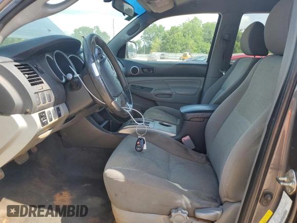 2015 Toyota Tacoma with VIN 5TFLU4EN3FX129797, listed as a Copart auction lot 57226925 with 277,803 mi miles and Clean title. Bid and sale history available at DreamBid. Image 7.