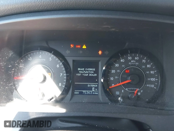 2016 Toyota Sienna LE AAS with VIN 5TDKK3DC6GS696573, listed as a IAAI auction lot 41662041 with 75,363 mi miles. Bid and sale history available at carsss.com. Image 7.