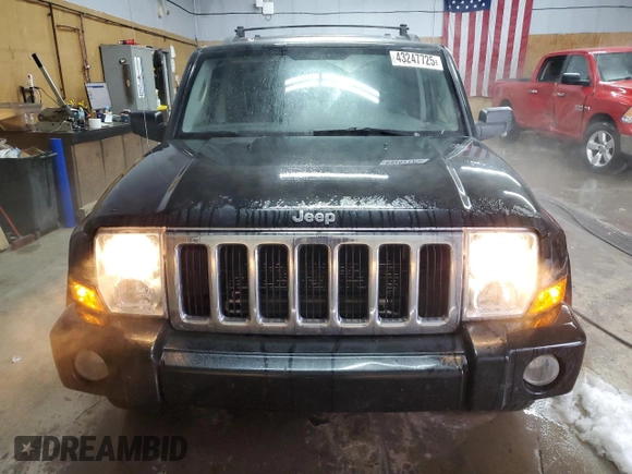 2010 Jeep Commander Sport z VIN 1J4RG4GK5AC153002, wystawiony jako Copart lot #43247725 z przebiegiem 189 879 mil mil oraz Czysty tytuł • Clean title. Historia ofert i sprzedaży dostępna na DreamBid. Obrazek 5.