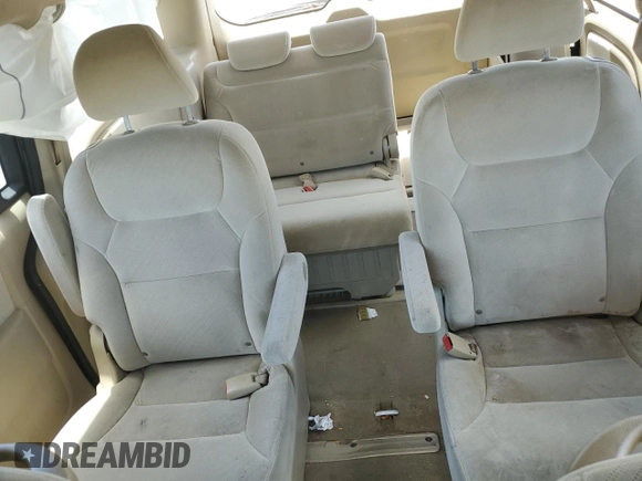 2010 Honda Odyssey LX with VIN 5FNRL3H23AB032112, listed as a Copart auction lot 60876035 with 223,335 mi miles and Salvage title. Bid and sale history available at DreamBid. Image 10.