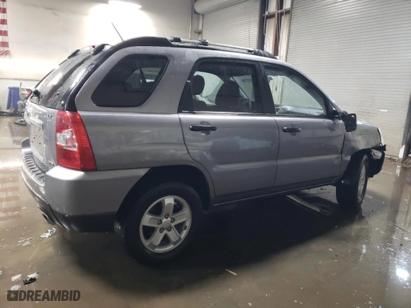 2009 Kia Sportage LX with VIN KNDJE723797633945, listed as a Copart auction lot 45673715 with 173,129 mi miles and Salvage Title. Bid and sale history available at carsss.com. Image 3.