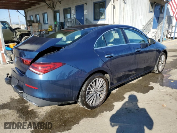 2022 Mercedes-Benz CLA 250 z VIN W1K5J4GB4NN251525, wystawiony jako Copart lot #74494414 z przebiegiem 45 792 mil mil oraz Szkoda całkowita • Salvage title. Historia ofert i sprzedaży dostępna na DreamBid. Obrazek 3.