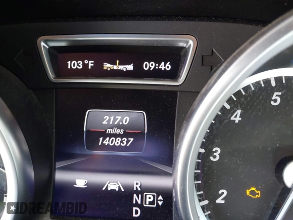 2013 Mercedes-Benz M ML 350 with VIN 4JGDA5HB9DA235137, listed as a IAAI auction lot 42018748 with 140,837 mi miles. Bid and sale history available at carsss.com. Image 15.
