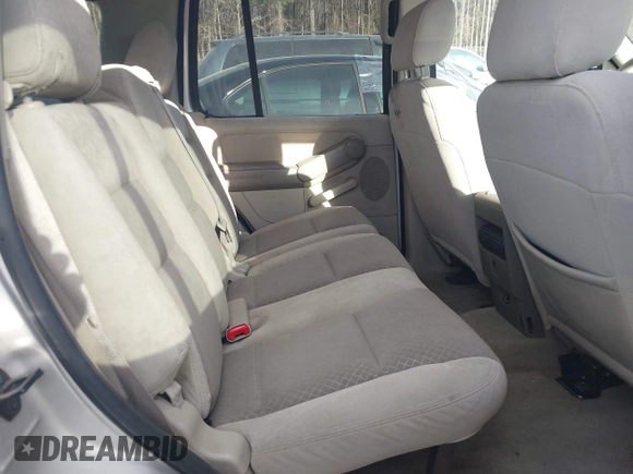 2006 Ford Explorer XLS with VIN 1FMEU62E36UB34651, listed as a IAAI auction lot 41659061 with 160,302 mi miles. Bid and sale history available at carsss.com. Image 8.