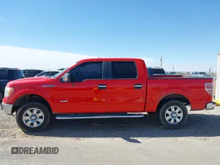 2011 Ford F-150 XLT with VIN 1FTFW1CT6BKD47425, listed as a IAAI auction lot 42004767 with 197,690 mi miles. Bid and sale history available at carsss.com. Image 14.
