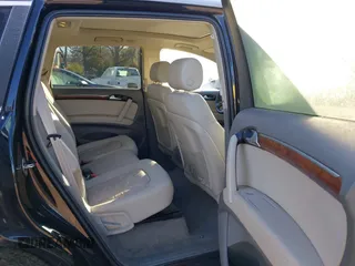 2015 Audi Q7 3.0L TDI Premium with VIN WA1CMAFE6FD019951, listed as a IAAI auction lot 41590509 with 125,000 mi miles. Bid and sale history available at carsss.com. Image 8.