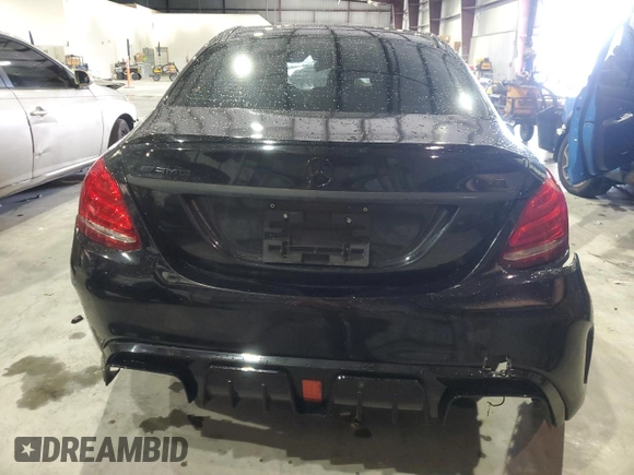 2017 Mercedes-Benz C 43 AMG z VIN 55SWF6EB2HU212223, wystawiony jako Copart lot #56360725 z przebiegiem Nie podano mil oraz Czysty tytuł • Clean title. Historia ofert i sprzedaży dostępna na DreamBid. Obrazek 6.