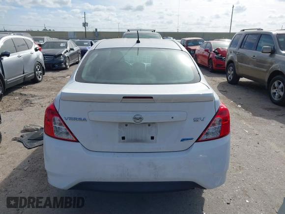 2016 Nissan Versa S Plus with VIN 3N1CN7AP5GL826958, listed as a IAAI auction lot 41794088 with 164,801 mi miles. Bid and sale history available at carsss.com. Image 17.