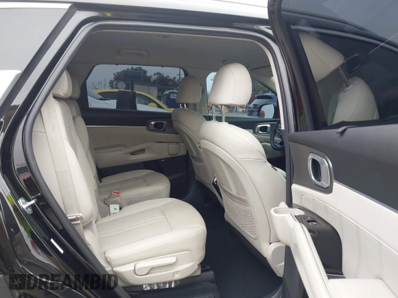 2024 Kia Sorento SX Prestige with VIN KNDRKDLGXR5247947, listed as a IAAI auction lot 42477877 with 39,120 mi miles and . Bid and sale history available at DreamBid. Image 8.
