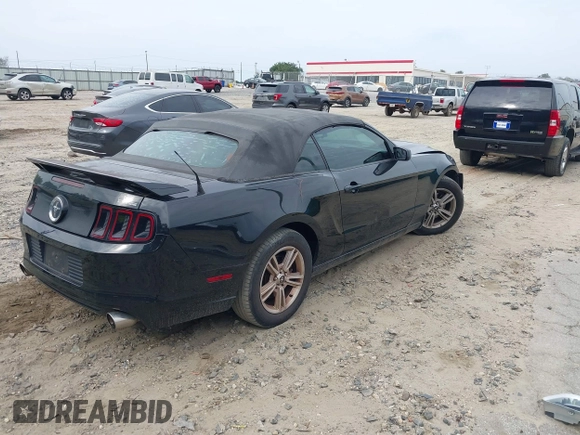 2014 Ford Mustang V6 with VIN 1ZVBP8EM4E5263548, listed as a IAAI auction lot 40331377 with 71,505 mi miles. Bid and sale history available at carsss.com. Image 4.