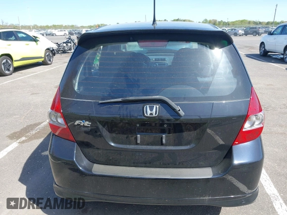 2007 Honda Fit Sport with VIN JHMGD37677S027417, listed as a IAAI auction lot 42155718 with 262,609 mi miles and . Bid and sale history available at DreamBid. Image 16.